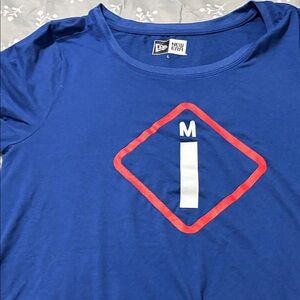 Detroit Pistons T-Shirt with Red and White Graphic official gear